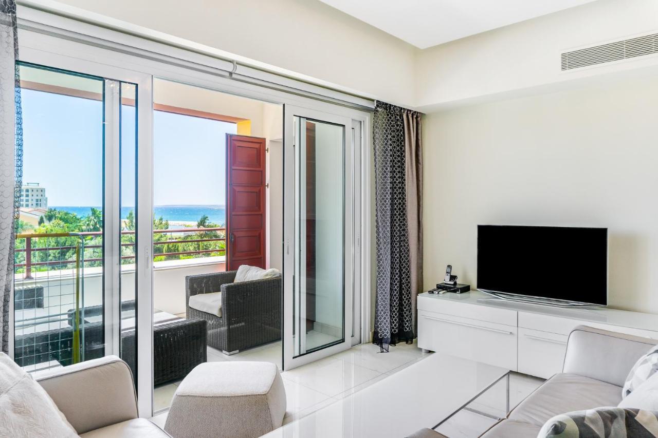 Limassol Marina Nereids D22 By Ezoria Villas 외부 사진
